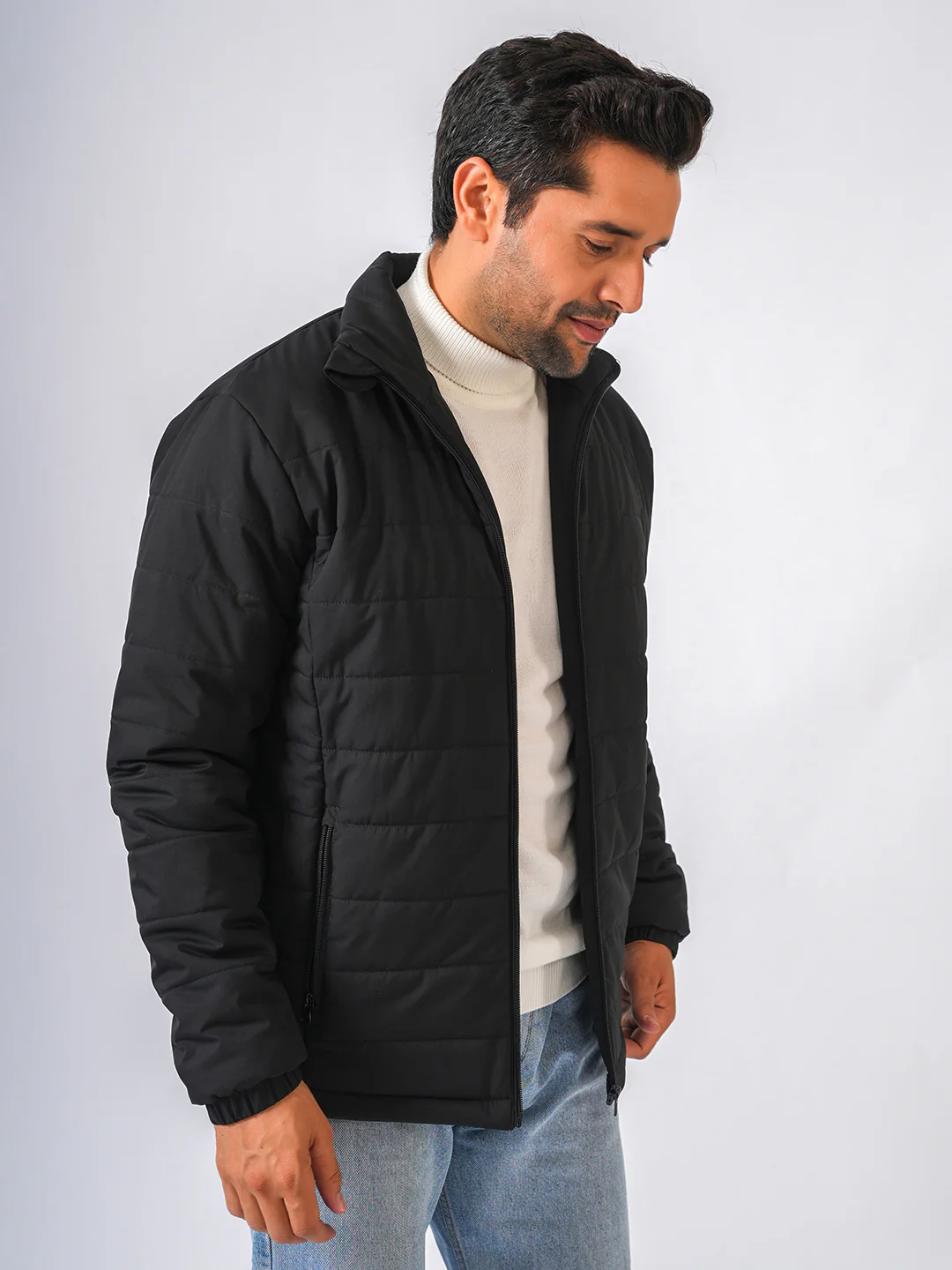Black Solid Lightweight Puffer Jacket - Image 3