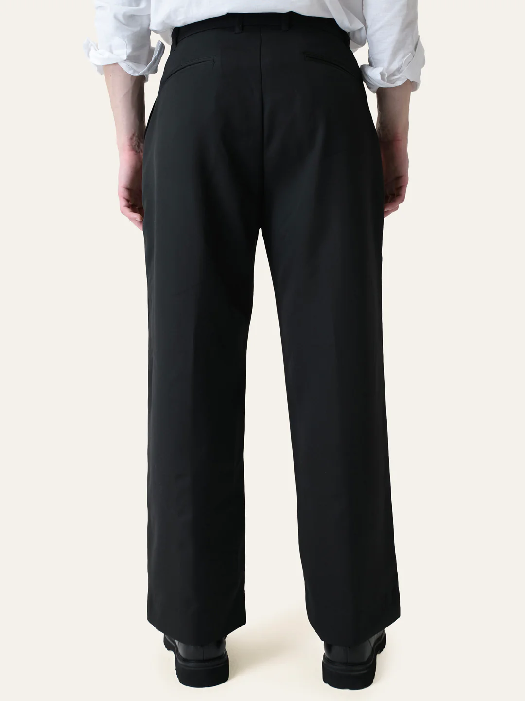Black Solid Pintuck Korean Pants - Image 4