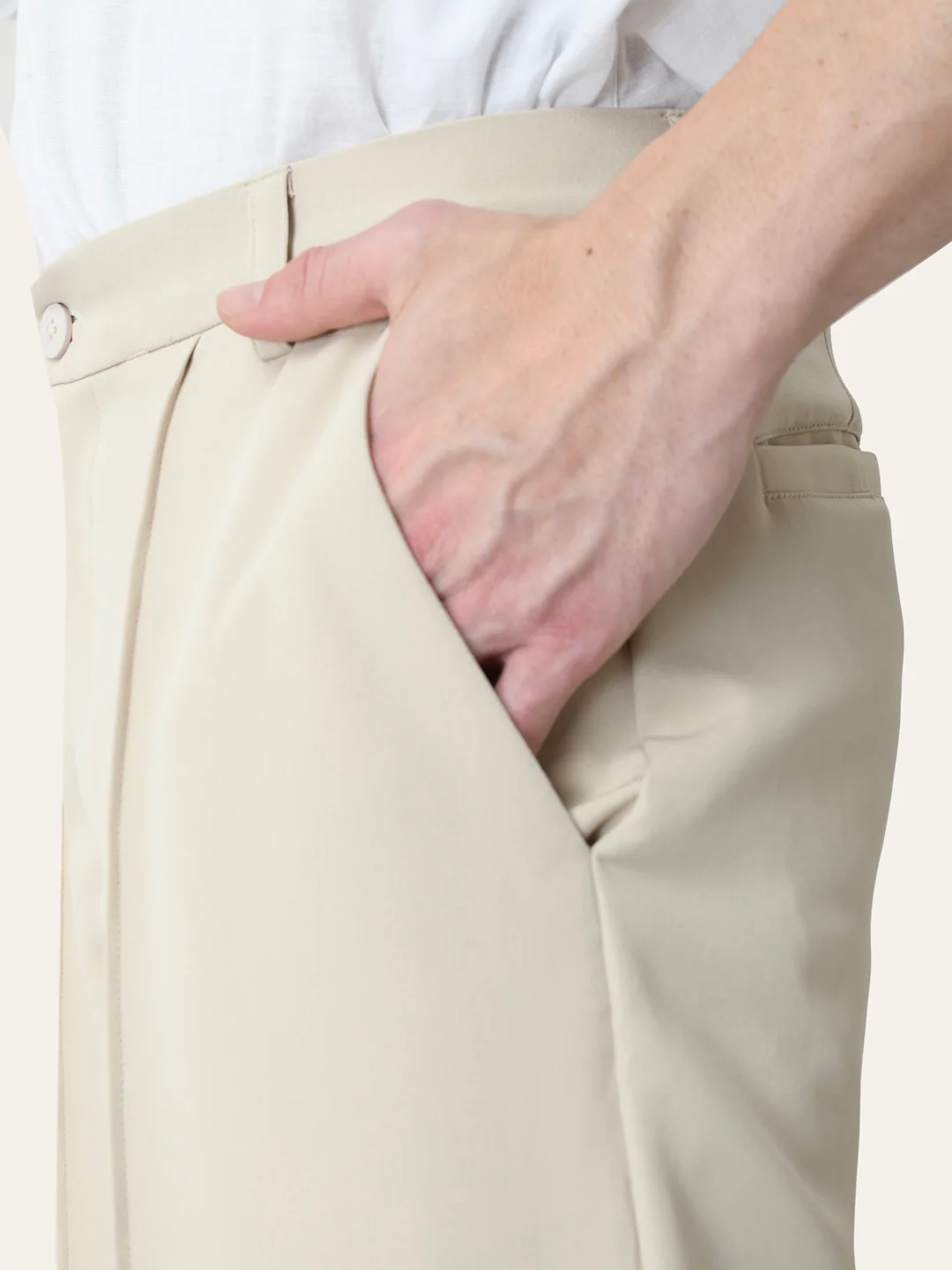 Cream Solid Pintuck Korean Pants - Image 5