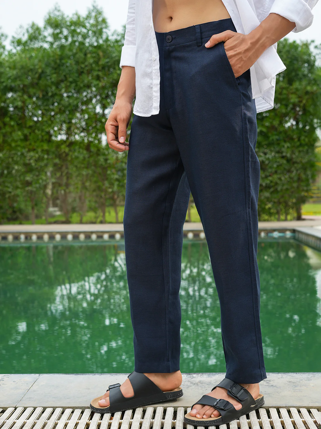 Navy Blue Solid Pre-Washed Linen Trouser - Image 3